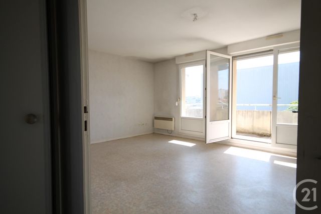 Afficher la photo en grand Appartement F3 à vendre - 3 pièces - 62.0 m2 - TOULOUSE - 31 - MIDI-PYRENEES - Century 21 Action Immobilier