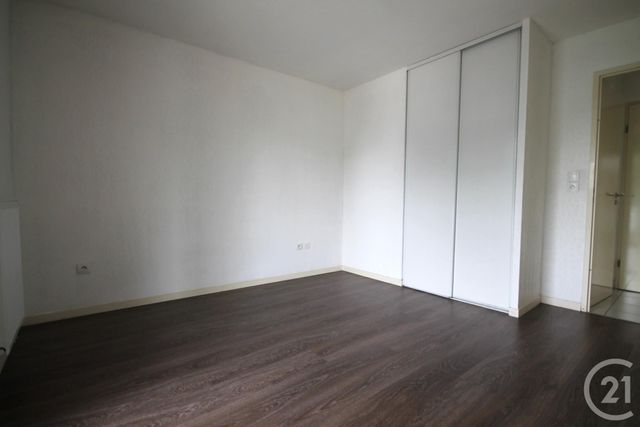 Afficher la photo en grand Appartement T3 à vendre - 3 pièces - 60.69 m2 - TOULOUSE - 31 - MIDI-PYRENEES - Century 21 Action Immobilier
