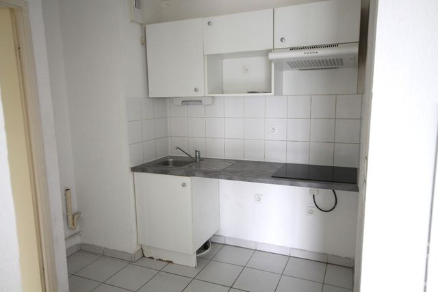 Afficher la photo en grand Appartement T3 à vendre - 3 pièces - 60.69 m2 - TOULOUSE - 31 - MIDI-PYRENEES - Century 21 Action Immobilier