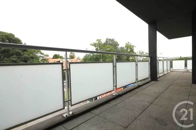 Afficher la photo en grand Appartement T3 à vendre - 3 pièces - 60.69 m2 - TOULOUSE - 31 - MIDI-PYRENEES - Century 21 Action Immobilier