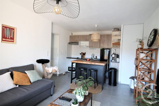 Appartement T3 à louer - 3 pièces - 51.44 m2 - TOULOUSE - 31 - MIDI-PYRENEES - Century 21 Action Immobilier Appartement T3 à louer - 3 pièces - 51.44 m2 - TOULOUSE - 31 - MIDI-PYRENEES - Century 21 Action Immobilier