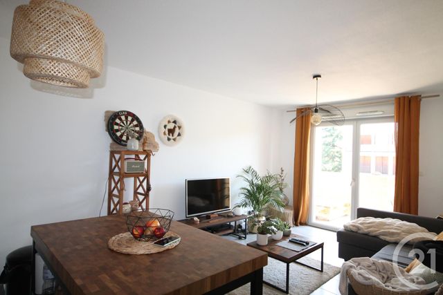 Appartement T3 à louer - 3 pièces - 51.44 m2 - TOULOUSE - 31 - MIDI-PYRENEES - Century 21 Action Immobilier Appartement T3 à louer - 3 pièces - 51.44 m2 - TOULOUSE - 31 - MIDI-PYRENEES - Century 21 Action Immobilier