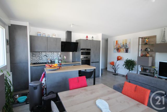 Appartement T4 à vendre - 4 pièces - 80.49 m2 - TOULOUSE - 31 - MIDI-PYRENEES - Century 21 Action Immobilier Appartement T4 à vendre - 4 pièces - 80.49 m2 - TOULOUSE - 31 - MIDI-PYRENEES - Century 21 Action Immobilier