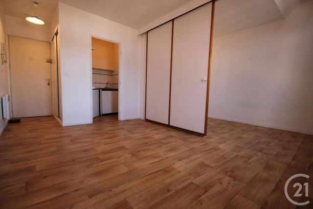 Studio à louer - 1 pièce - 27.24 m2 - TOULOUSE - 31 - MIDI-PYRENEES - Century 21 Action Immobilier Studio à louer - 1 pièce - 27.24 m2 - TOULOUSE - 31 - MIDI-PYRENEES - Century 21 Action Immobilier