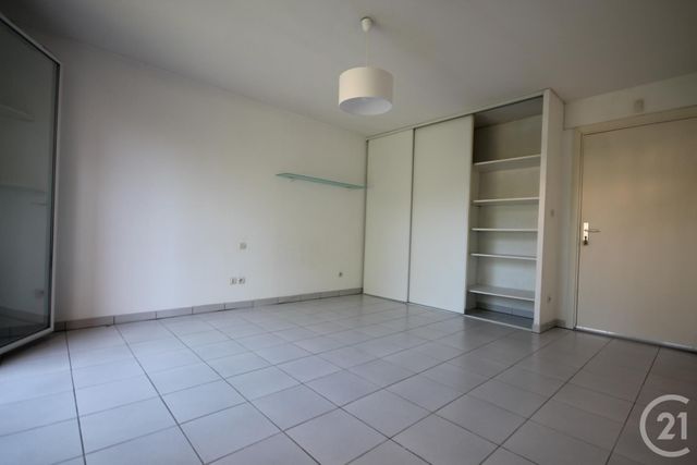 Studio à louer - 1 pièce - 25.02 m2 - TOULOUSE - 31 - MIDI-PYRENEES - Century 21 Action Immobilier Studio à louer - 1 pièce - 25.02 m2 - TOULOUSE - 31 - MIDI-PYRENEES - Century 21 Action Immobilier