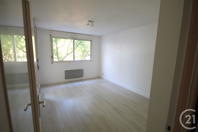 Afficher la photo en grand Appartement T2 à vendre - 2 pièces - 54.26 m2 - TOULOUSE - 31 - MIDI-PYRENEES - Century 21 Action Immobilier