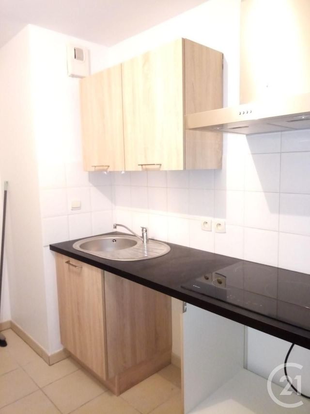 Afficher la photo en grand Appartement T3 à louer - 3 pièces - 63.85 m2 - TOULOUSE - 31 - MIDI-PYRENEES - Century 21 Action Immobilier