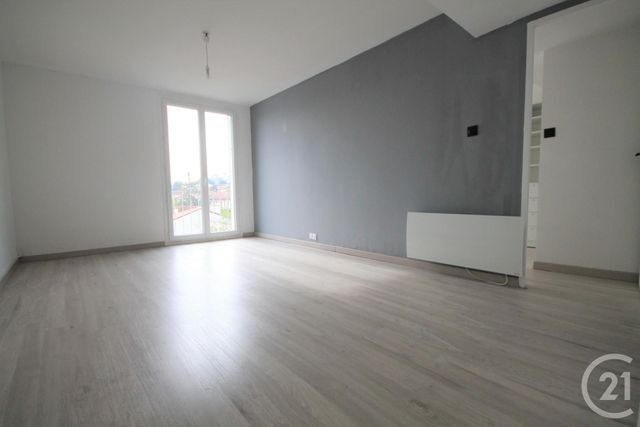 Appartement T3 à vendre - 3 pièces - 53.36 m2 - TOULOUSE - 31 - MIDI-PYRENEES - Century 21 Action Immobilier