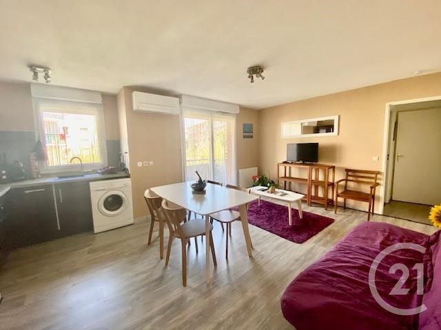 Appartement T2 à louer - 2 pièces - 41.0 m2 - TOULOUSE - 31 - MIDI-PYRENEES - Century 21 Action Immobilier